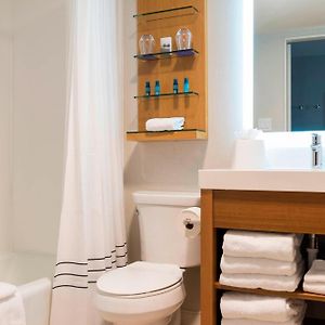 Queen Suite Kitchenette
